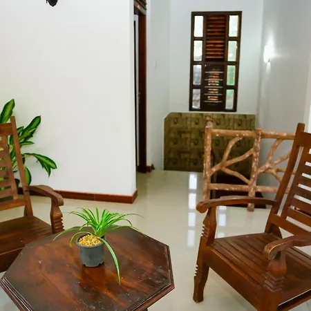 Eden Villa Hikkaduwa Exterior photo